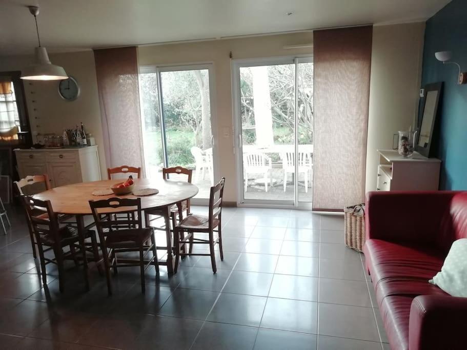 Maison Familiale Sur La Cote D'Emeraude Lancieux Exterior foto